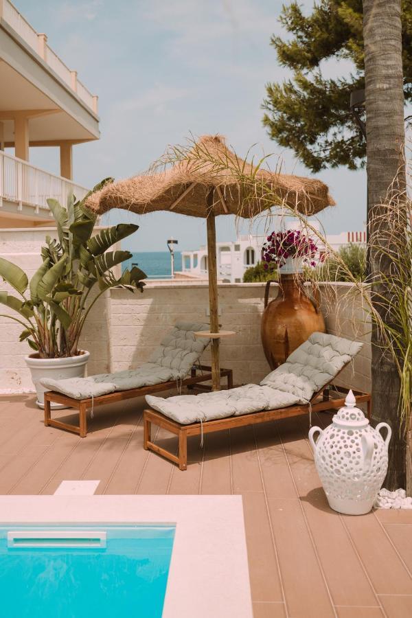 Dimora Nesea Bed & Breakfast Cozze Exterior photo